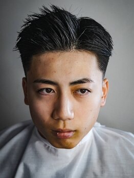 アパッシュ 大町店(Apache)の写真/仕事に純粋な男に贈る最高のグルーミング。"自分が一番輝ける状態"をプロフェッショナルが徹底サポート。