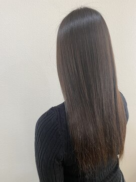 シャンティ(Shanti) 縮毛矯正専門店による縮毛矯正&髪質改善トリートメント