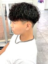 ワンズナゴヤ 名古屋栄店(ONE's NAGOYA) スペインカールスパイキーショートブルーブラックフェザーパーマ