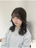 顔周りレイヤー くびれ巻 グレージュカラー ナチュラルカラー