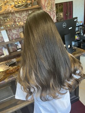 アトリエ バロッコ(atelier Barocco) オリーブグレージュ