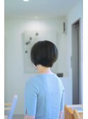 襟足タイトな丸いショート