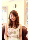 大人可愛いエアリーカールロング