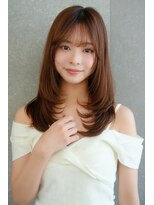 シーシンジュク 新宿南口(Sea shinjuku)&nbsp;ココアベージュ×レイヤー[小顔/黒髪/オリーブグレー]