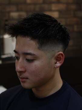 フェザーアップ[メンズ/フェード］