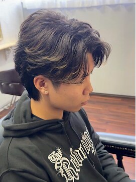 リ メイロ(Re.Meiro) フェザーショート【メンズ/パーマ/眉毛/沖縄市/美里】