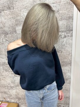 リファイン バイ アフィナー 本厚木店(Refine by Afinar) ブリーチハイライト髪質改善ダブルカラーレイヤーカット/本厚木