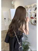 エイチ(H) ロングウルフミルクティーグレージュ外ハネボブヨシンモリウルフ