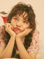 エシェル 平塚店(echelle) くせ毛風ウェーブで魅せる大人可愛いミディアムヘア