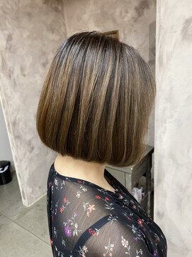 モニュメント(Monument) シャドールーツデザインリタッチ