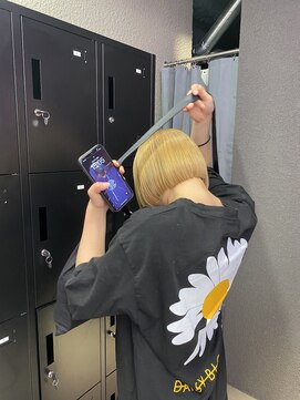 ペレ 栄店(PELE) 斜めバング/グレージュカラー/デザインカラー/栄/名駅