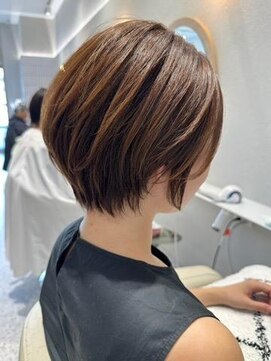 レジット 海老名(Legit) 30代40代50代◎丸みショート 小顔 くせ毛◎海老名