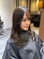 池袋 イルミナカラー レイヤー 顔まわりカット アッシュ♪
