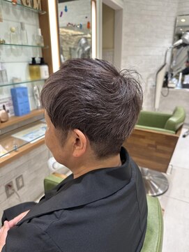 コム(com by neolive) 白髪染めを使わないで白髪を染めるカラー♪♪