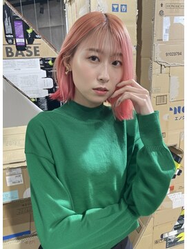 ガーリーストリートスタイル