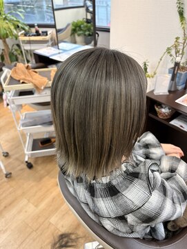 ライフメイクシベル 東林間(Life make siblles) ハイトーンから、落ち着いたアッシュベージュに！