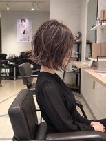 ヘアーサロン ビーネ(Hair salon Bi-ne)&nbsp;柔らかハイライトの大人ボブ☆