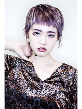 シファ(sifa) オン眉個性派ショート