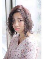 ソーホー ニューヨーク シズオカ(SOHO newyork SHIZUOKA)&nbsp;ラフな無造作ウェーブが大人かわいいミディ