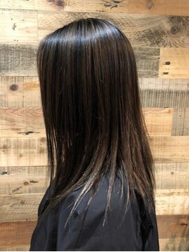 エヴァーグリーン ヘアー デザイン(evergreen hair design) グレージュコントラストナチュラルロング