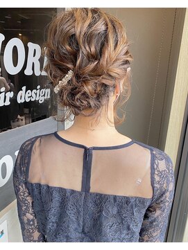 フィオーレ ヘアデザイン(FIORE hair design) ショートヘアセット/シニヨン/ギブソンタック