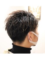 ウィスカーヘアー(whisker hair)&nbsp;アップバングツイストスパイラル