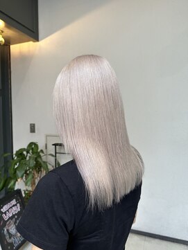 ラピス 大阪心斎橋店(Lapis) パールホワイト