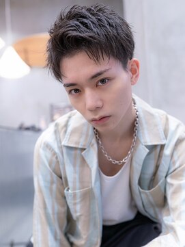 イオ 本厚木(io) スパイキーショートメンズカット刈り上げ短髪