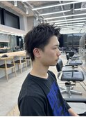 今流行りの無造作パーマ刈り上げスパイキーショートスタイル