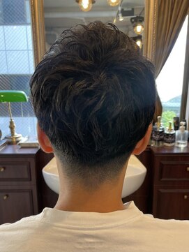 グレイスフルバーバーロンドン 大宮店(Graceful Barber London) 【40代 男性】ロンドンツーブロアイロンパーマ（大宮/バーバー）