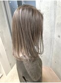 斜めバング/グレージュカラー/デザインカラー/シルキーベージュ