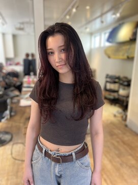 フラミンゴバイカーニバル 江古田(Flamingo by carnival) [yuika]ワンカラーレッド×レイヤーカット