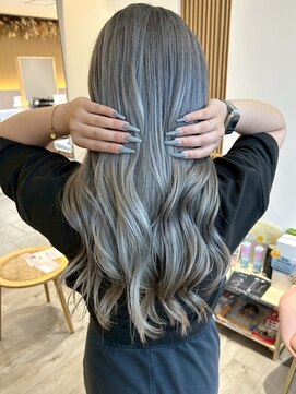 ロジェブルー(Rosier Bleu) 【ダブルカラー】透け感たっぷりシルバーカラー