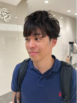 ピークアブー ワン(PEEK-A-BOO ONE) メンズヘアメンズパーマ刈り上げイメチェン