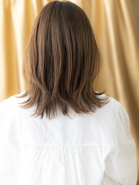 カバーヘア ブリス 大宮西口(COVER HAIR bliss) □ミルクティーアッシュウルフくびれミディ403大宮20代30代40代