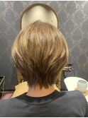 明るい白髪染め×くせ毛ショート