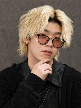 アウル 心斎橋(owl) センターパートウルフ×ハイトーン×ブリーチ×men's