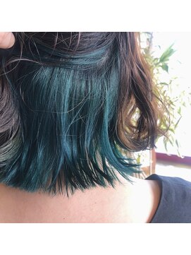 ヘア ラッシュ(HAIR LUSH) エメラルドグリーンボブ