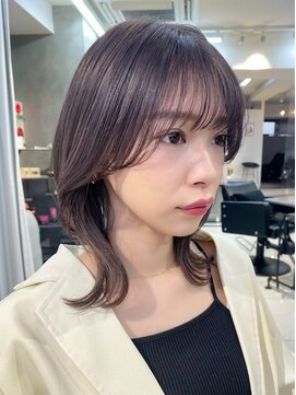 ヴェイン 渋谷(vain) 【vain#I】ラベンダーグレージュとミディアムヘア顔周りカット