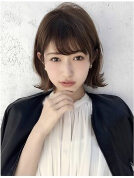 ロンド クラン 岡崎(Lond Clan) 小顔ヘア　ヌーディーカラー　韓国ボブ　切りっぱなしボブ