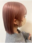 ピンクべージュ