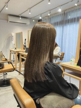 クラップス 上大岡(CLAPS) オリーブベージュ/切りっぱなしロング/赤み消し【ブリーチ無し】