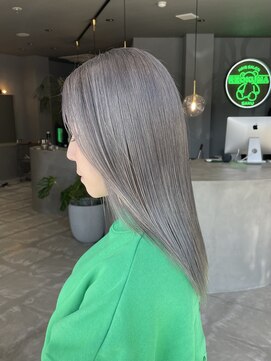 レオクマサク(REOKUMA saku) シルバーグレー