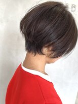 コード(Chord)&nbsp;白髪ぼかしhighlight、大人女性ショート［谷合