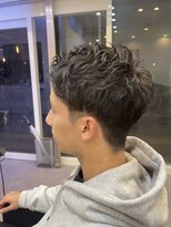 イーナ(iina) 王道メンズショート