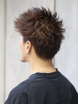 リップス レイ ギンザ(LIPPS Ray GINZA) かき上げ　ツイストパーマ　ツーブロック