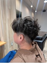 ステム(stem)&nbsp;【スタイリングアドバイス込み】カット＋パーマ ￥8300