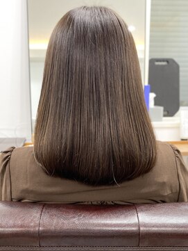 ランプ(Lamp) くびレイヤーグレーベージュニュアンスカラー白髪染め白髪ぼかし