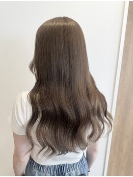 赤みが気にならないグレージュ！