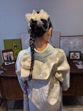 ヘアーアイストゥーレ(HAIR ICI TRE) 成人式セットリボンアレンジタイトアレンジ